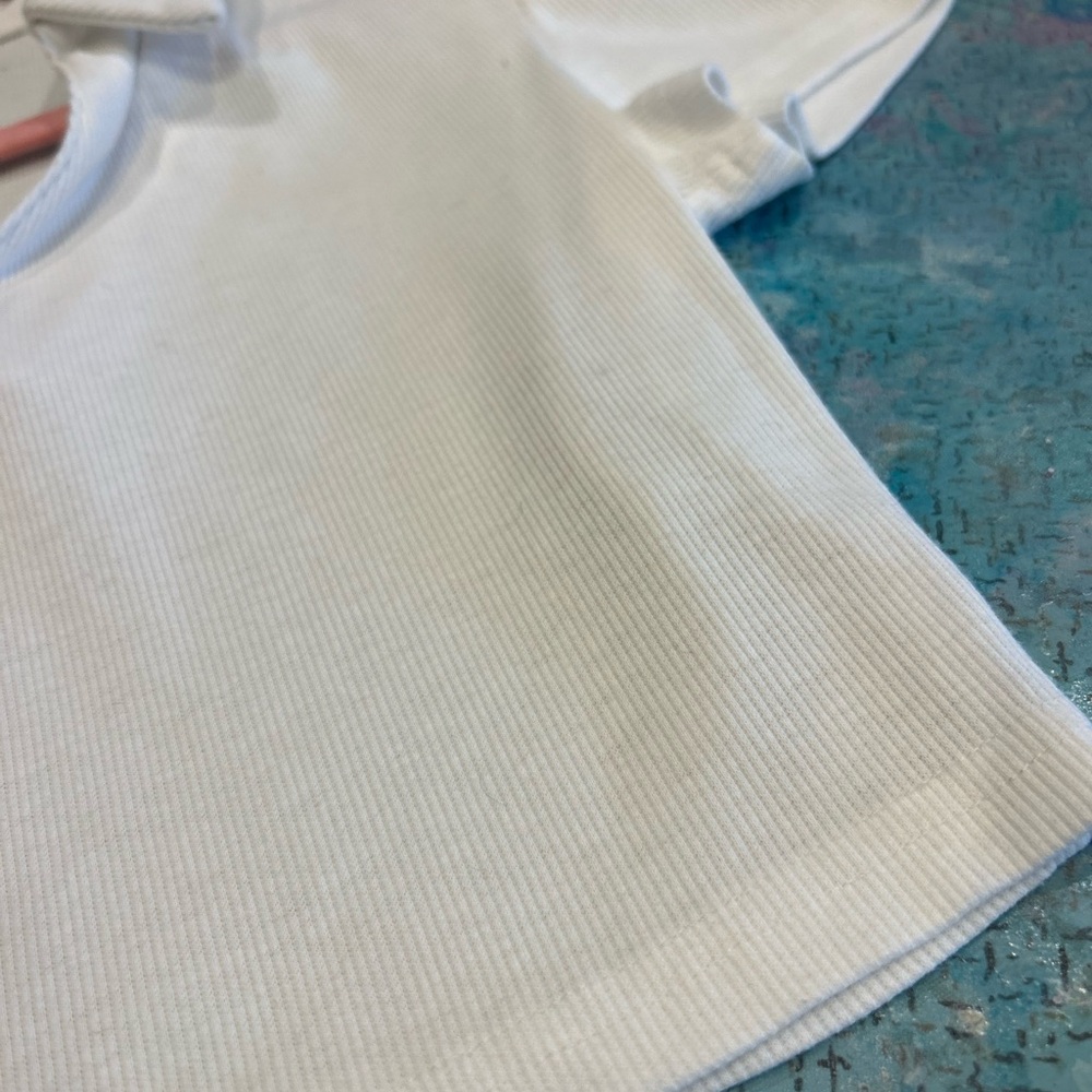 White Collared Crop - Picture 4 of 7